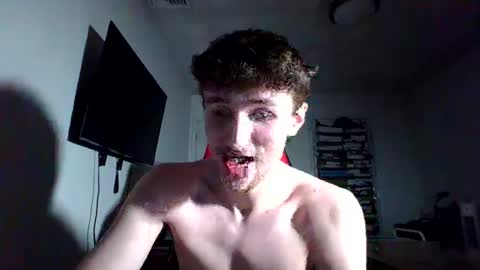 Snapshot of clint_wood chatting on 8, 11, 2025 clint_wood online show from 8, 11, 2025