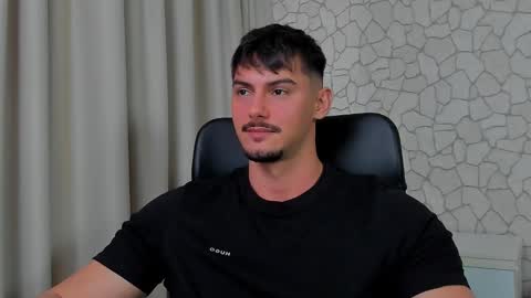 Snapshot of clintmasterss chatting on 4, 2, 2025 ClintMasterss online show from 4, 2, 2025