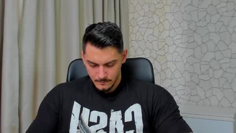 Snapshot of clintmasterss chatting on 11, 3, 2025 ClintMasterss online show from 11, 3, 2025