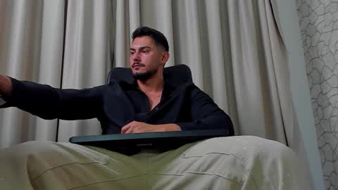 Snapshot of clintmasterss chatting on 29, 9, 2025 ClintMasterss online show from 29, 9, 2025