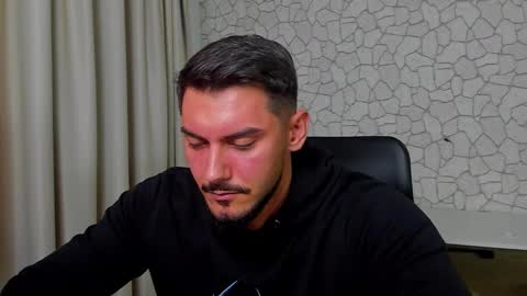 Snapshot of clintmasterss chatting on 12, 10, 2025 ClintMasterss online show from 12, 10, 2025