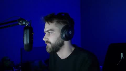 Snapshot of clipsonog chatting on 8, 11, 2025 AMA TAKE CHATURBATE OVER LETSGOOOOO started februari 12 2024 online show from 8, 11, 2025