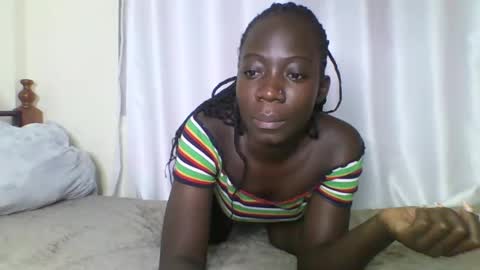 Snapshot of clittygirl52 chatting on 13, 12, 2024 clittygirl52 online show from 13, 12, 2024