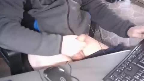 Snapshot of clluch95 chatting on 4, 11, 2025 clluch95 online show from 4, 11, 2025