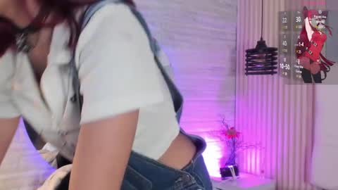 Snapshot of cloe__hills chatting on 9, 12, 2024 Cloe online show from 9, 12, 2024