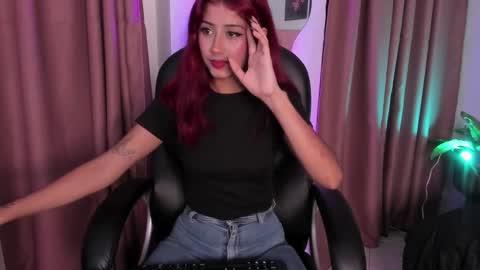 Snapshot of cloe__hills chatting on 7, 3, 2025 Cloe online show from 7, 3, 2025