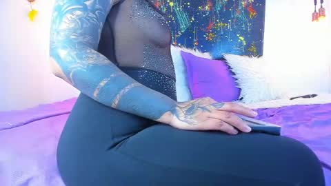 Snapshot of cloe_bridge chatting on 5, 1, 2025 Cloe Bridgee online show from 5, 1, 2025