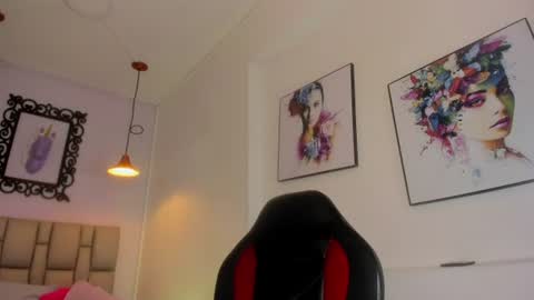 cloe_cifuentess online show from 11, 7, 2026