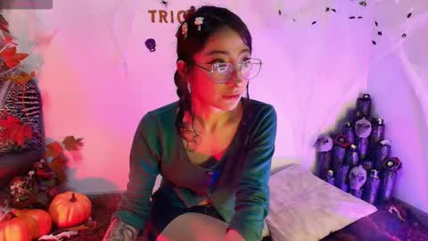 Cloe Leeee online show from 21, 10, 2025