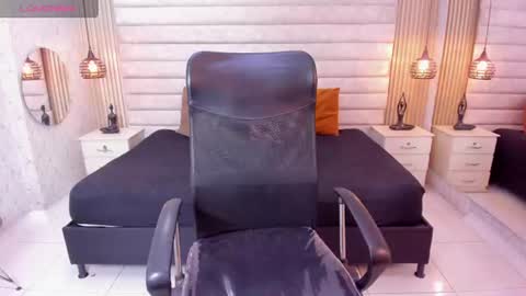 Snapshot of cloe_monroee_ chatting on 19, 6, 2026 Cloe online show from 19, 6, 2026