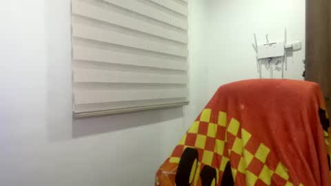 Snapshot of cloe_small08 chatting on 4, 7, 2026 cloe small online show from 4, 7, 2026