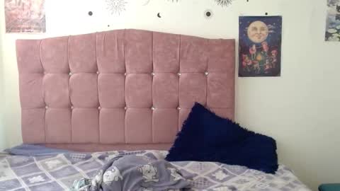 Snapshot of cloe_sun_ chatting on 1, 11, 2025 cloe_sun_ online show from 1, 11, 2025