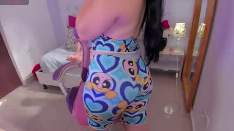 Snapshot of cloe_weiss chatting on 16, 11, 2025 Cloe Weiss online show from 16, 11, 2025