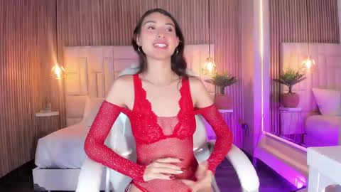 Snapshot of cloeblackx chatting on 28, 9, 2025 C L O E online show from 28, 9, 2025