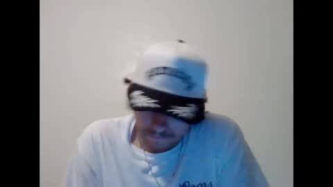 tallhungandcloudy online show from 26, 2, 2026