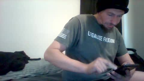 cloudyystarr666 online show from 17, 2, 2025