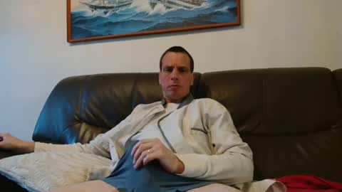 clouplefun online show from 31, 3, 2026