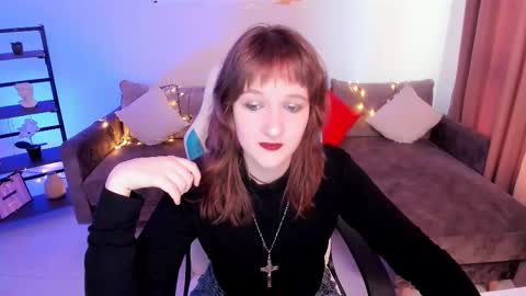  Clover  follow me  online show from 6, 3, 2025