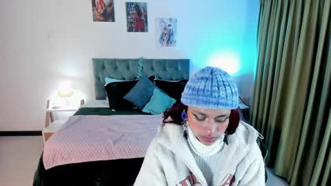 emely dolce online show from 7, 3, 2025