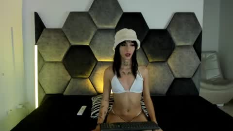 Snapshot of cloy_areo chatting on 17, 7, 2026 Cloy areo make me come with pleasure online show from 17, 7, 2026