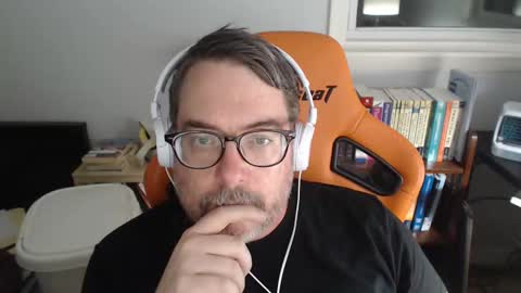  Clyde  Money  online show from 20, 10, 2025