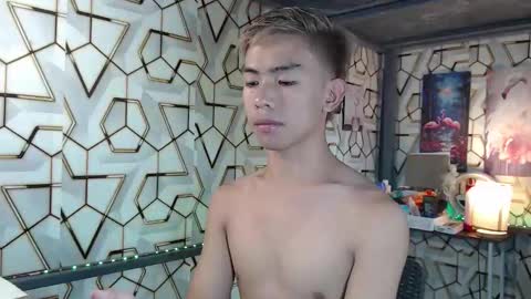 clyde_twinkx online show from 2, 11, 2025