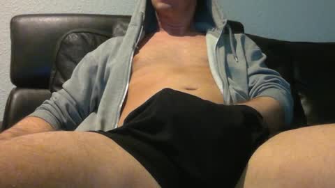 Snapshot of cocka_billy chatting on 25, 4, 2026 cocka_billy online show from 25, 4, 2026