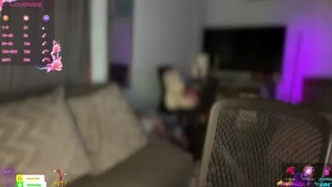 Snapshot of cockprincess_dianna chatting on 12, 7, 2026 PrincessDianna IslandGirl CUMSHOW in PVT and PASSWORDSHOW online show from 12, 7, 2026