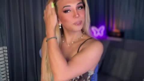 Snapshot of cockprincess_dianna chatting on 2, 8, 2026 PrincessDianna IslandGirl CUMSHOW in PVT and PASSWORDSHOW online show from 2, 8, 2026