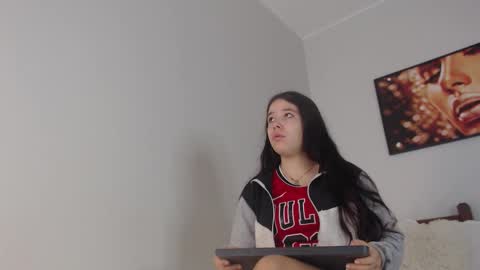 Snapshot of coconutt_oil chatting on 27, 2, 2026 coconutt_oil online show from 27, 2, 2026