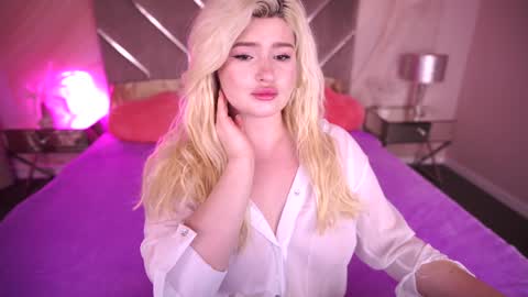 onlyfans amyleyy online show from 8, 2, 2025