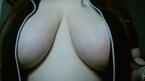 Snapshot of codieraye chatting on 14, 1, 2025 TheGoddessCodie online show from 14, 1, 2025