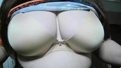 Snapshot of codieraye chatting on 31, 1, 2025 TheGoddessCodie online show from 31, 1, 2025