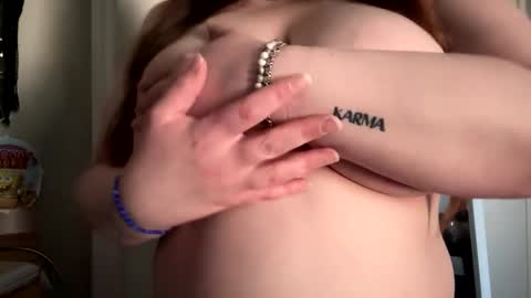 Snapshot of codieraye chatting on 27, 11, 2025 TheGoddessCodie online show from 27, 11, 2025