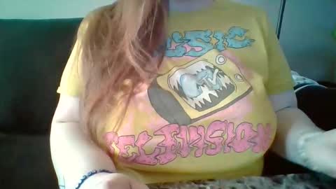 Snapshot of codieraye chatting on 3, 12, 2025 TheGoddessCodie online show from 3, 12, 2025