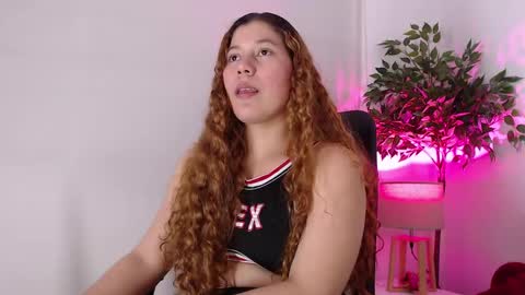 Snapshot of cofee_dreams chatting on 1, 2, 2025 Coffee Dreams online show from 1, 2, 2025