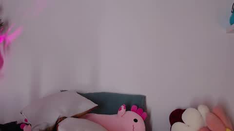 Snapshot of cofee_dreams chatting on 27, 2, 2025 Coffee Dreams online show from 27, 2, 2025