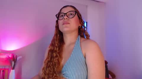 Snapshot of cofee_dreams chatting on 24, 11, 2025 Coffee Dreams online show from 24, 11, 2025