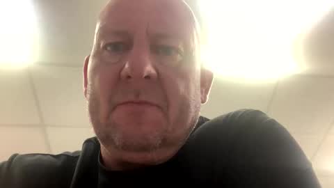 col4nows online show from 25, 9, 2025