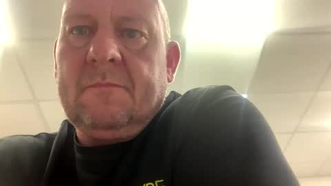 col4nows online show from 26, 9, 2025