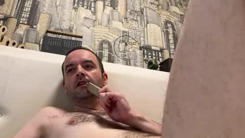 colambus83 online show from 11, 4, 2026