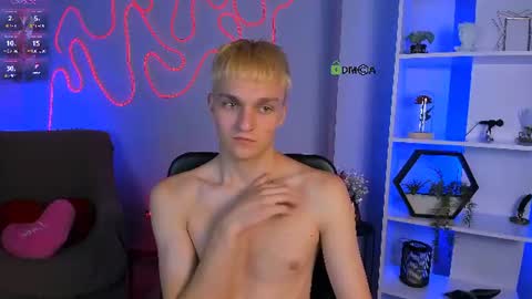 Snapshot of colin_storm chatting on 7, 7, 2026 colin online show from 7, 7, 2026