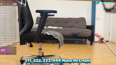 Snapshot of college001 chatting on 14, 1, 2026 College001 online show from 14, 1, 2026