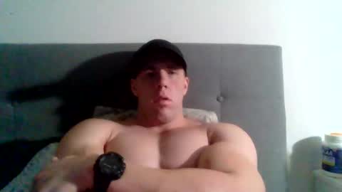 Snapshot of college_muscle chatting on 24, 1, 2025 foreverxshredded online show from 24, 1, 2025