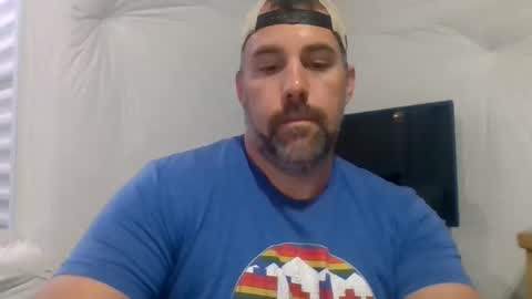 Snapshot of coloradoguy36 chatting on 14, 11, 2025 Just me online show from 14, 11, 2025