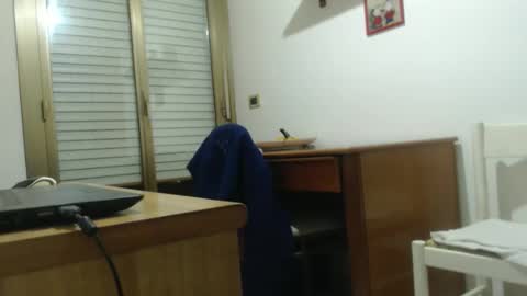 Snapshot of comemivuoi2 chatting on 15, 1, 2026 comemivuoi2 online show from 15, 1, 2026