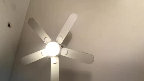 comnfromme1 online show from 18, 9, 2025