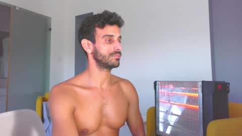 confetti3571037 online show from 31, 12, 2024