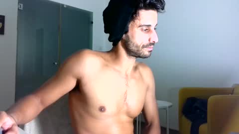 confetti3571037 online show from 30, 1, 2025