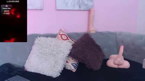 Snapshot of connie_haze chatting on 8, 10, 2025 Connie online show from 8, 10, 2025